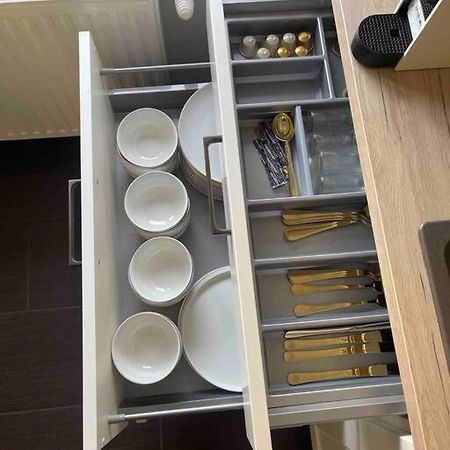 Moderne Wohnung In Der Naehe Vom Parndorf Outlet! Bruckneudorf Buitenkant foto