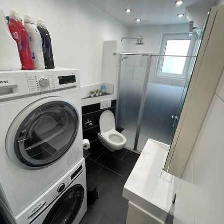 Moderne Wohnung In Der Naehe Vom Parndorf Outlet! Bruckneudorf Buitenkant foto